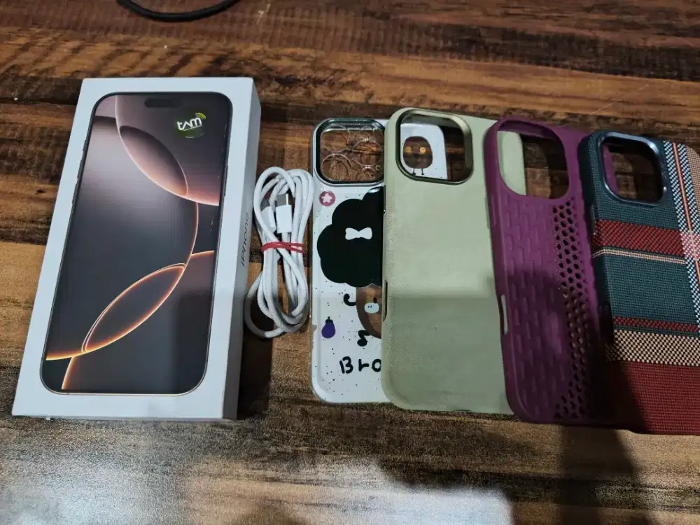 iPhone 16 Pro Max 256GB Dessert Titanium Mulus garansi iBox Panjang