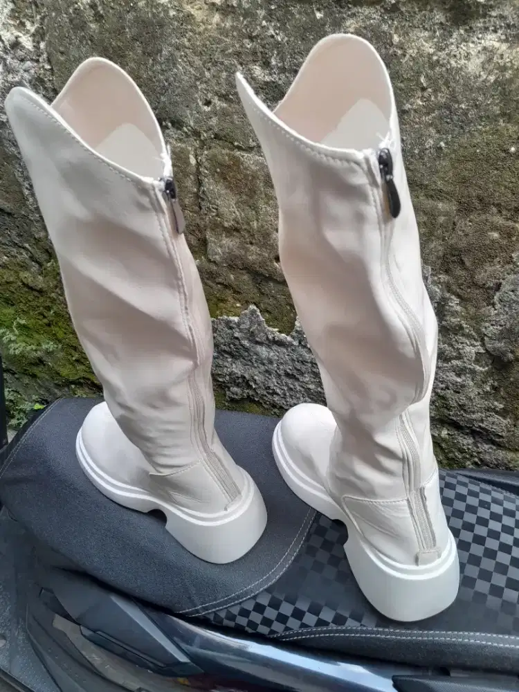 SEPATU BOOT BIDUAN