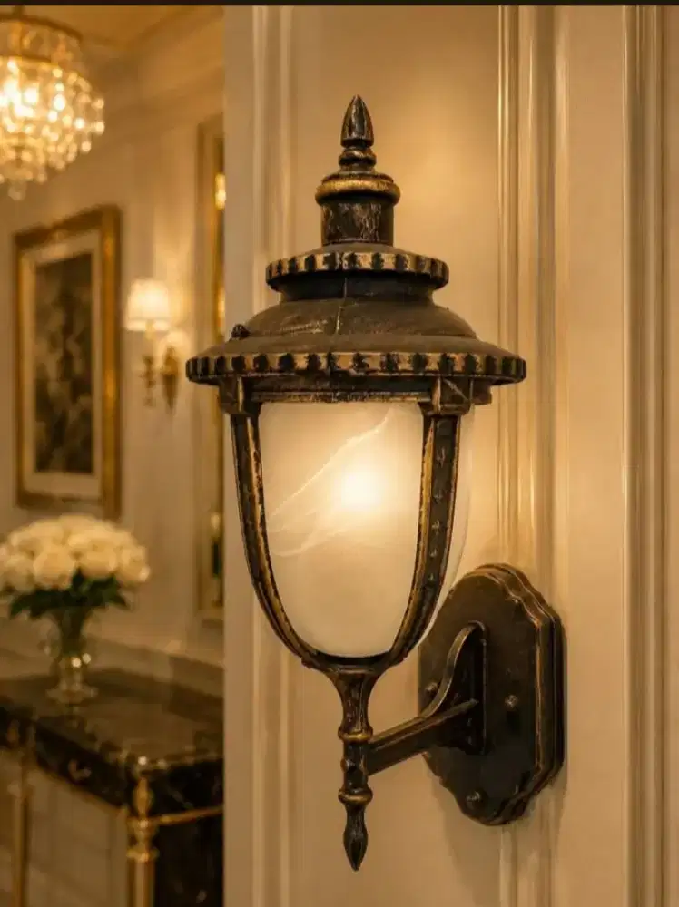 Lampu dinding elegan