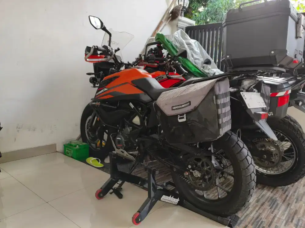KTM DUKE 390 ADVENTURE