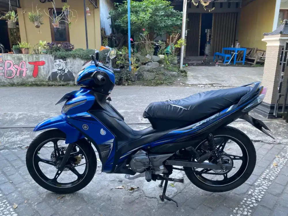 Jupiter Z1 injeksi THN 2012 plat AB sleman