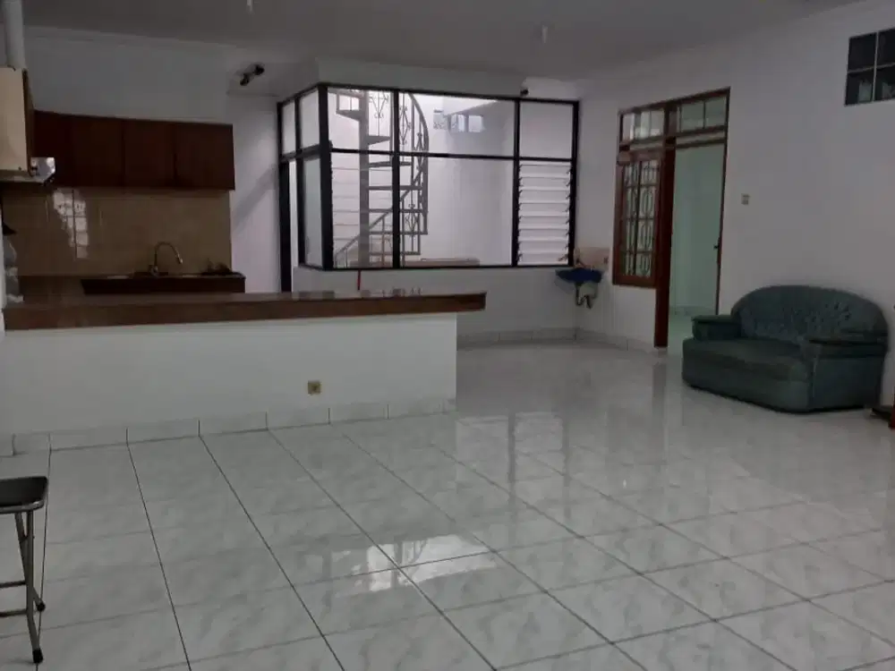 1,4M nego Dijual cepat Rumah Taman Holis Indah 1 lokasi depan lt 162 lb 150