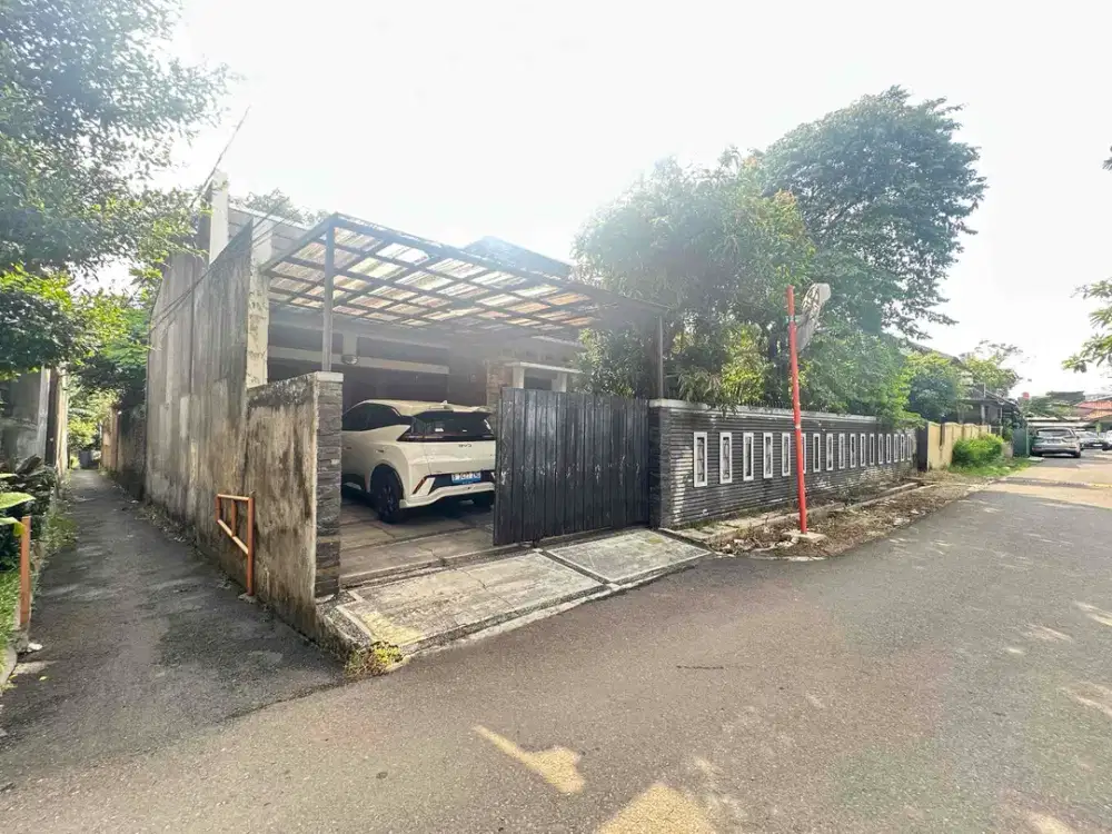 Dijual Rumah kokoh dan asri di Perumahan Jati Padang , Pasar minggu
