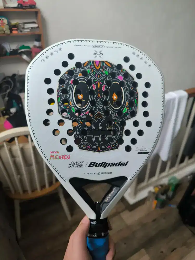 WTS like new BULLPADEL XPLO MX LTD EDITION 25 BY MARTIN DI NENNO