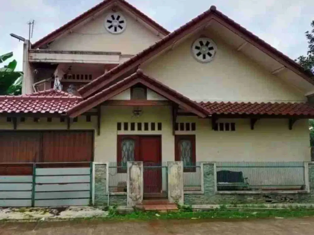 Rumah Luas Murah dan Nyaman di Perum Megapolitan Graha Cinere