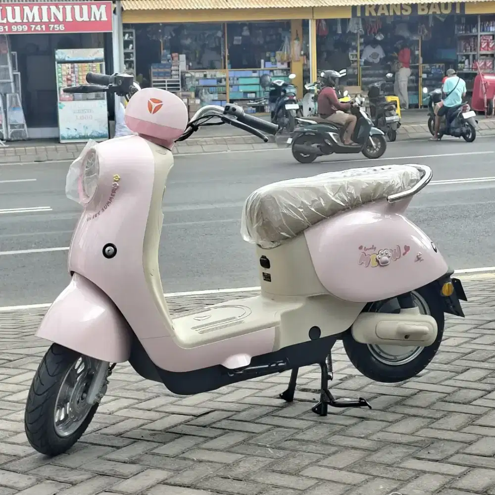 Sepeda listrik model vespa bisa kredit DP 0%