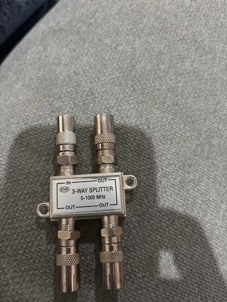 3 way splitter 5-1000 MHz