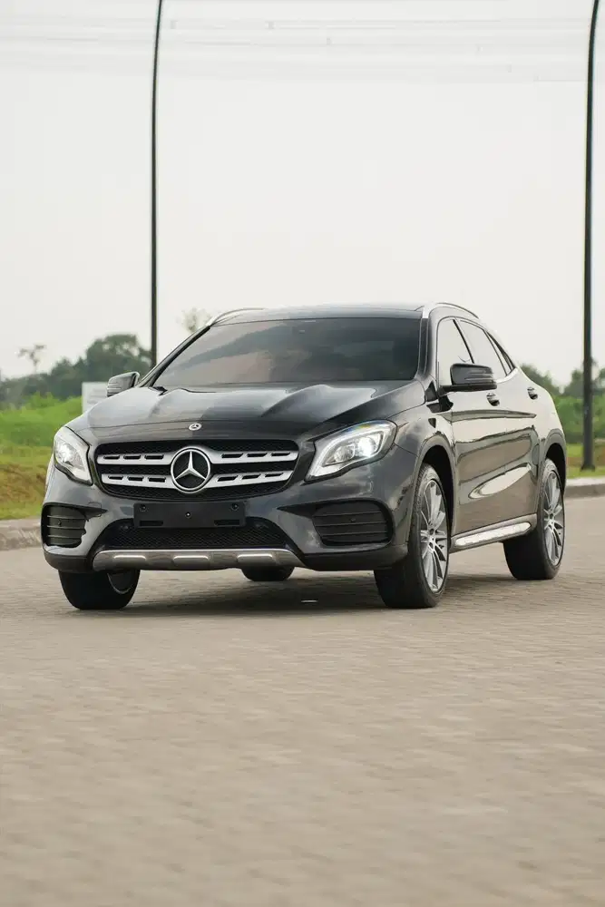 Mercedes Benz GLA200 AMG Night 2020