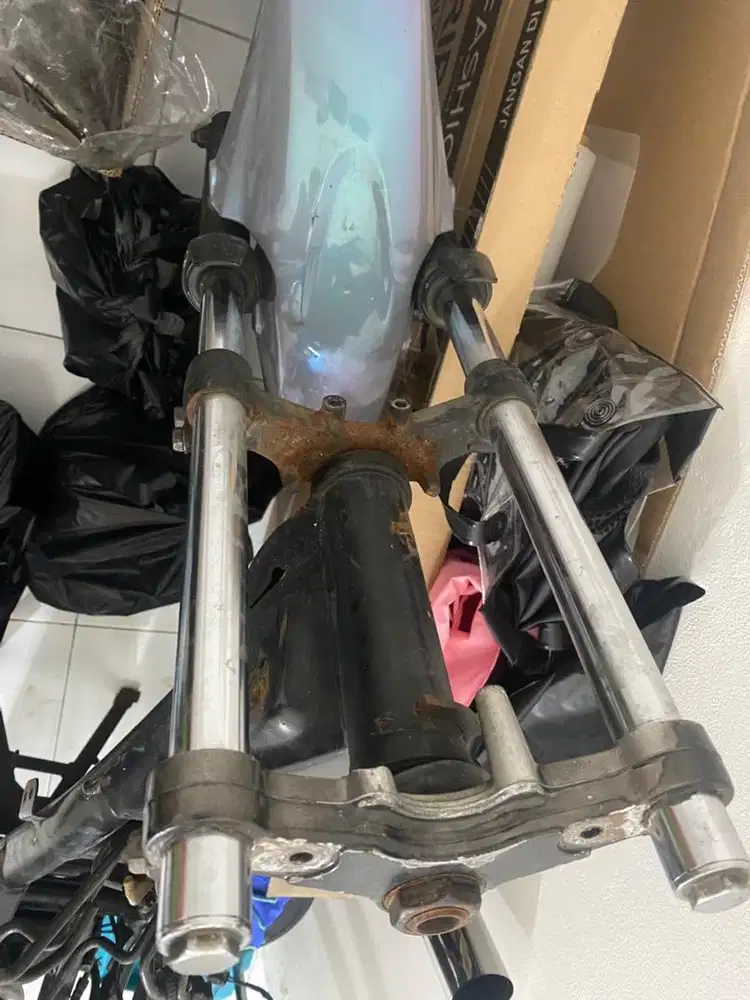 Shockbraker dan segitiga depan satria fu original