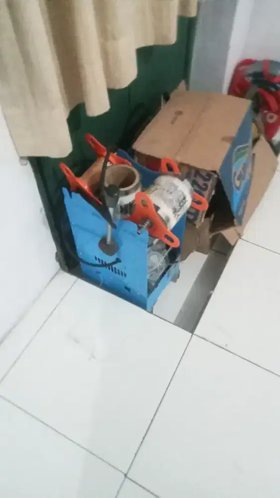 mesin tutup cup es