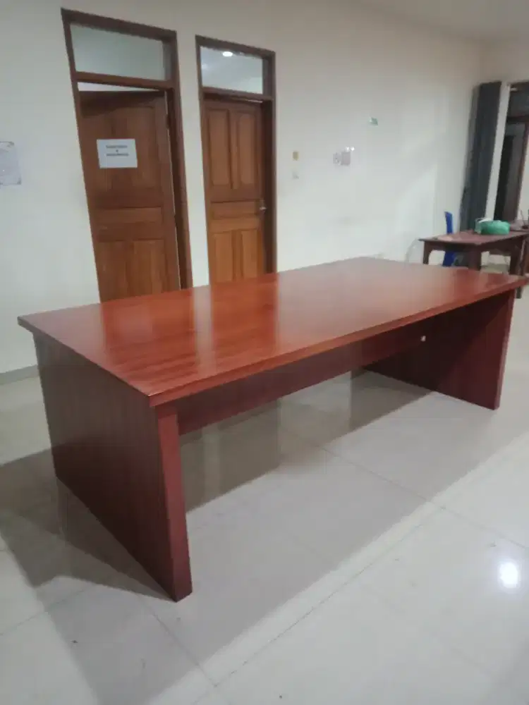 Meja kantor /meja giro 2mttx1mttx80cm