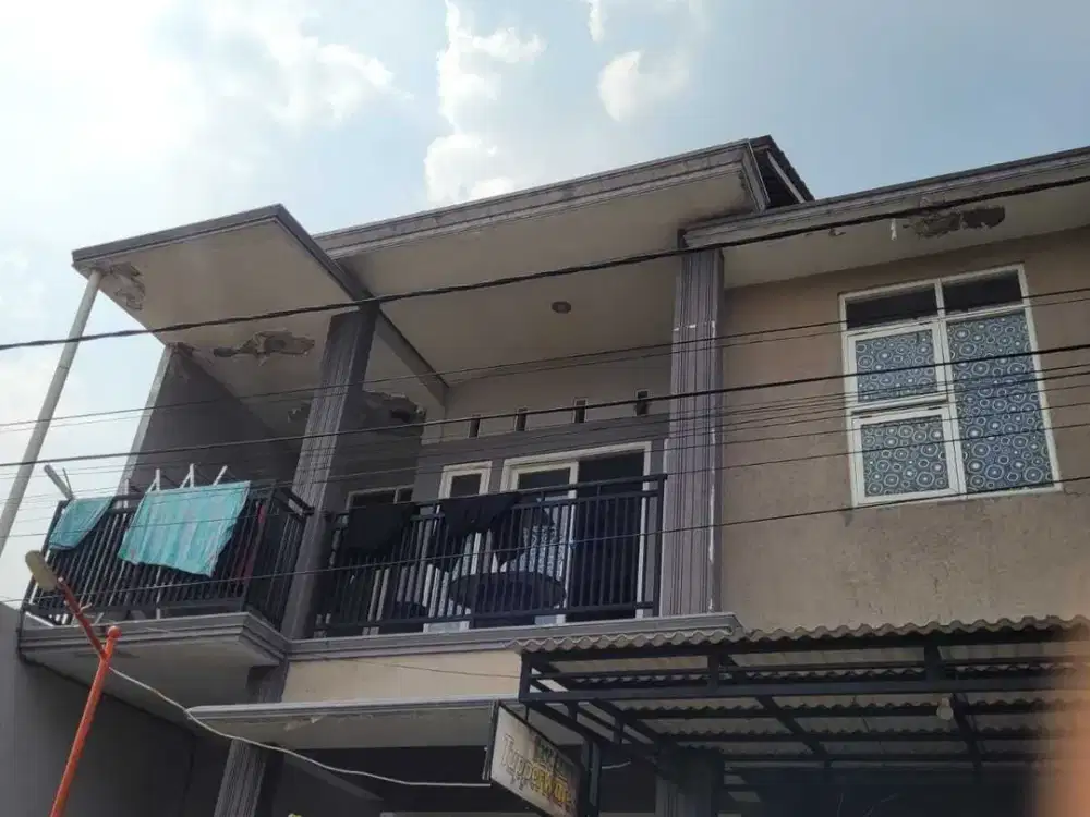 Rumah Kelurahan Bambe Kec Driyorejo Kab Gresik