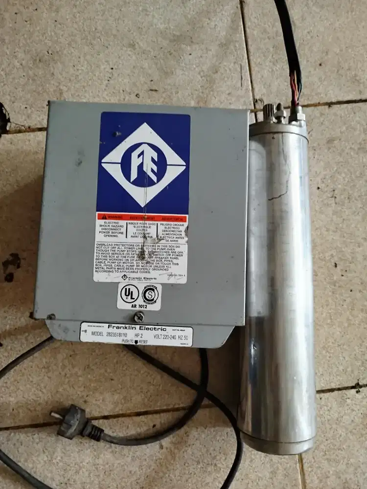 Mesin pompa submersibel lengkap control panel Franklin electric 4