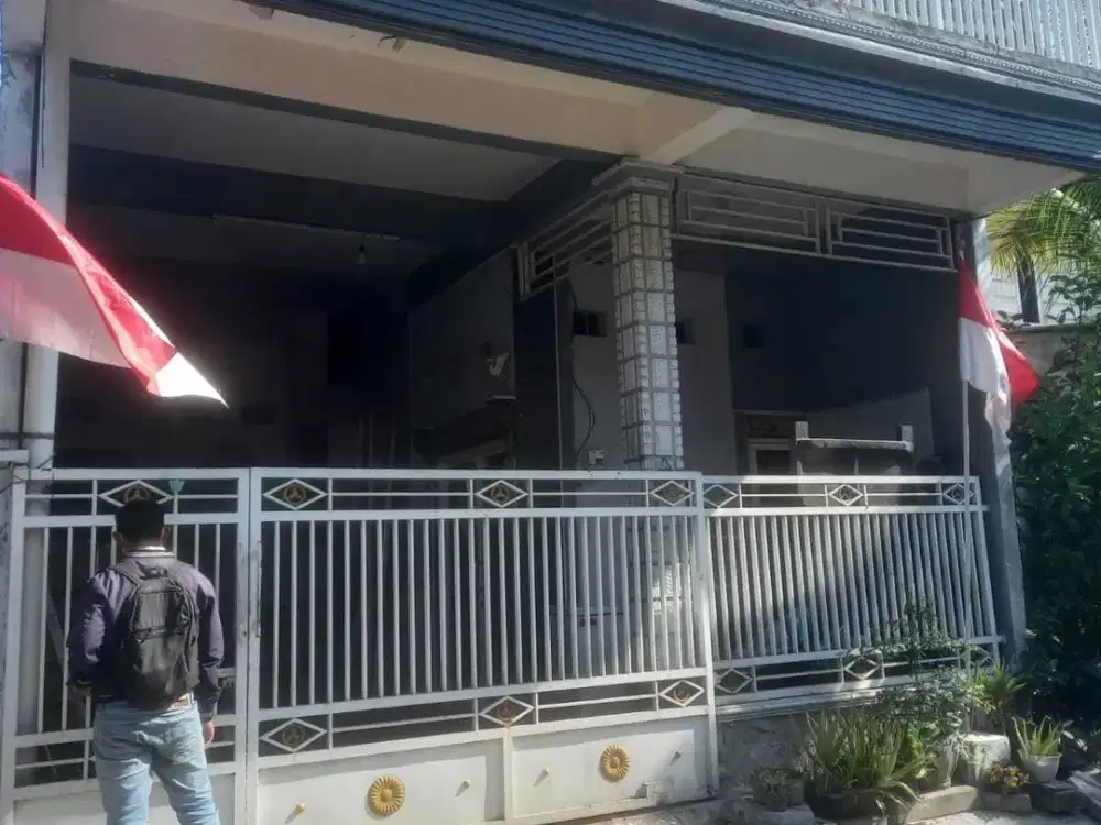 Rumah Kelurahan Randegansari Kec Driyorejo Kab Gresik