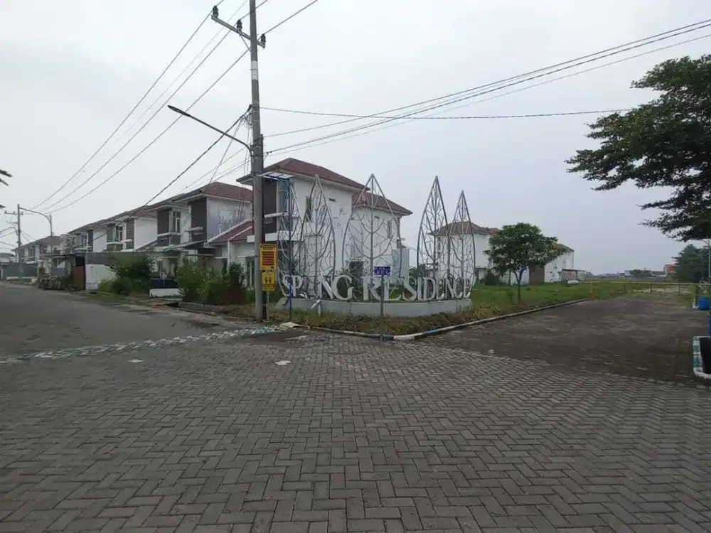 Perum Spring Residence AH 4 No 18 Kel Kalipecabean Kec Candi Sidoarjo