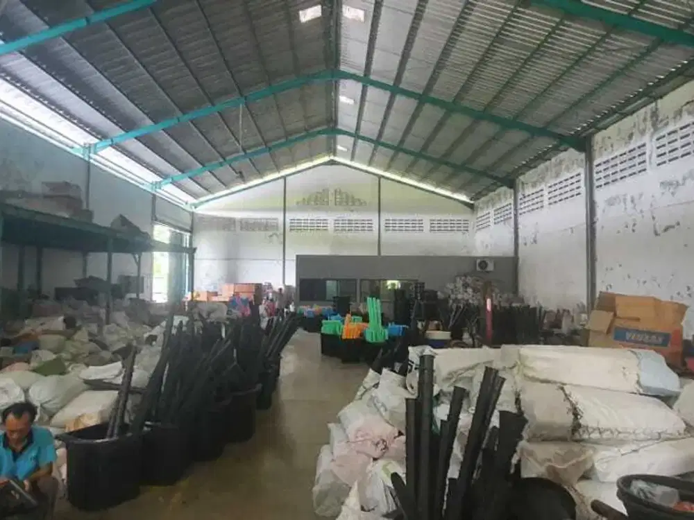 Gudang Kel Madureso Kec Dawar Blandong Kab Mojokerto