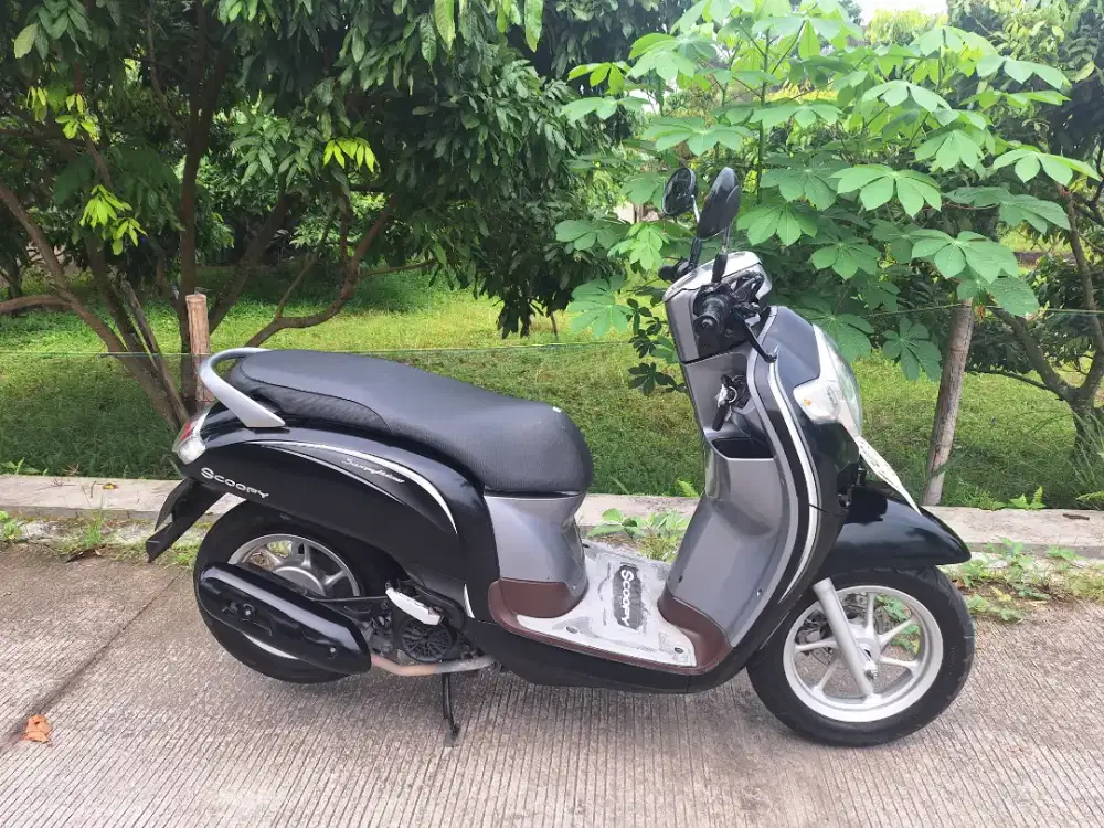 Scoopy 2018 stylis bisa cash/kredit syariah angsuran TERMURAH