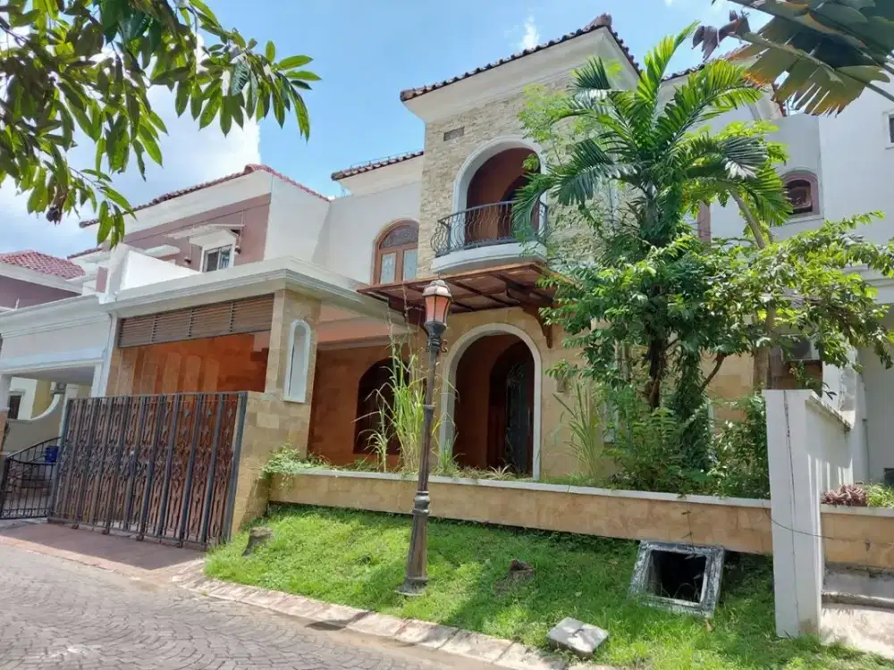 Rumah Mewah Dijual di Perumahan Casa Grande Sleman Dekat Pakuwon Mall