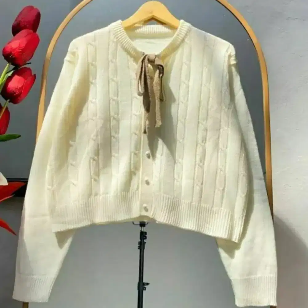 Astari Cable Cardigan Wanita Rajut Premium OOTD