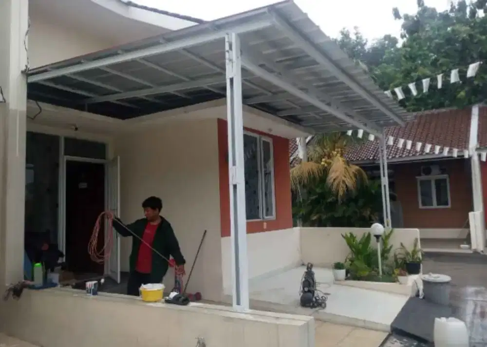 Karnopi rangka atap baja ringan terpasang