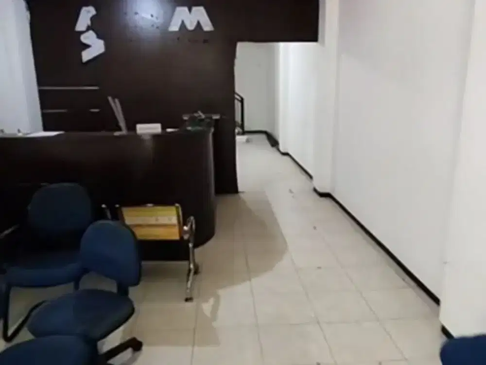 disewakan ruko 3 lantai di jalan poros soekarno hatta malang