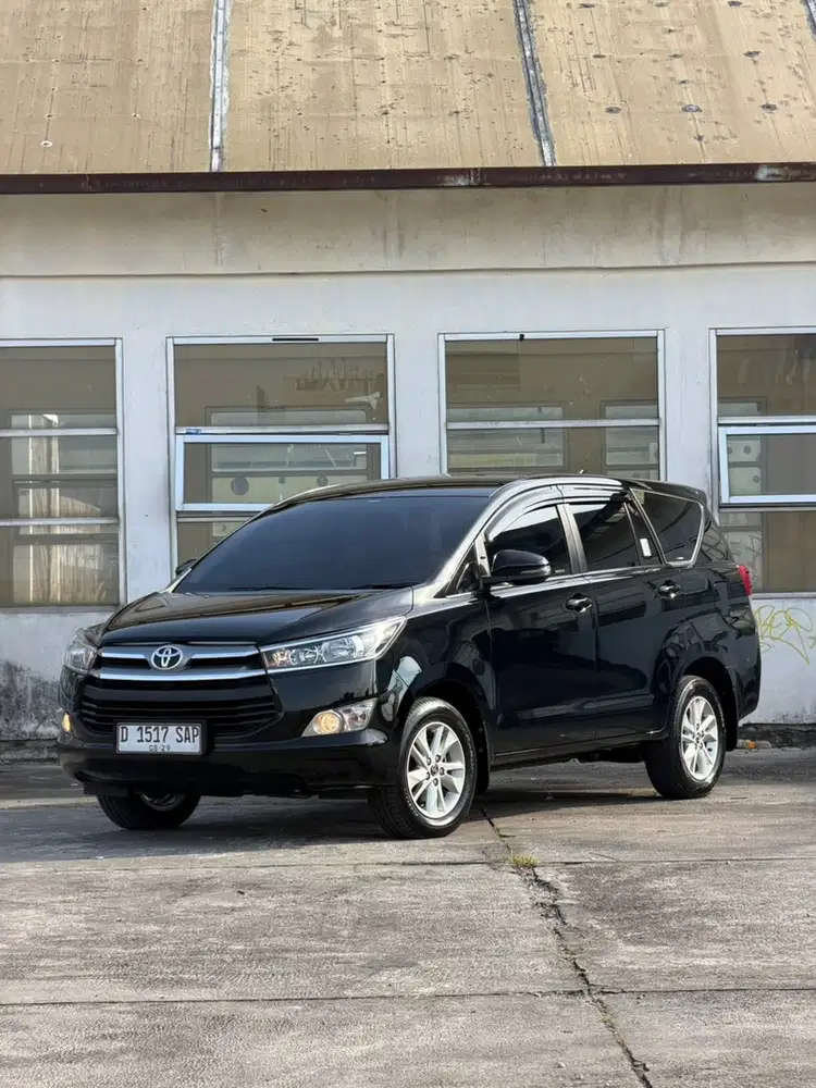 Toyota inova G matic disel 2019