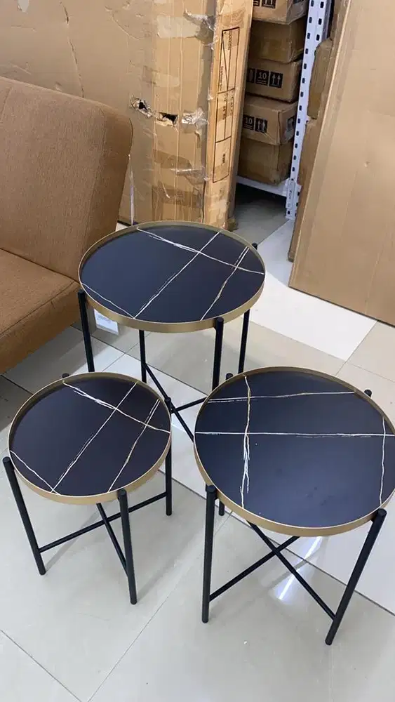 pilihan meja bulat selma