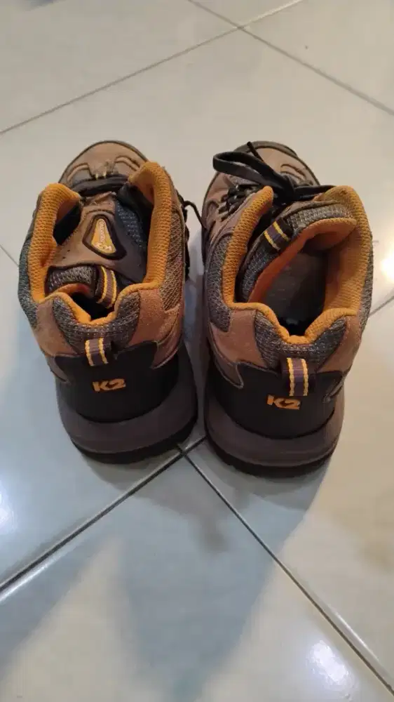 Sepatu gunung K2 Goretex