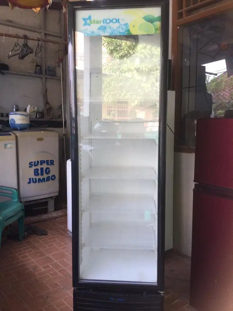 Showcase ukuran 280 L merk Star Cool