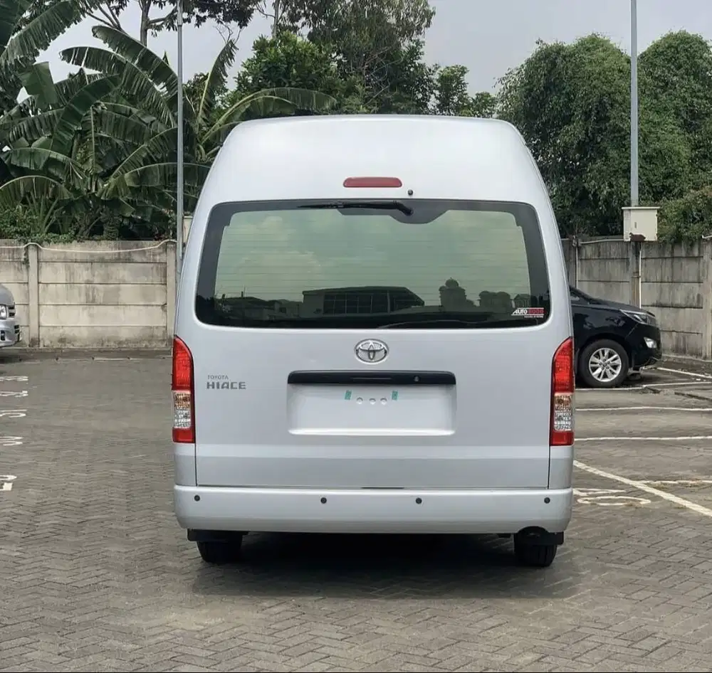 Hiace Commuter Promo Terbaik