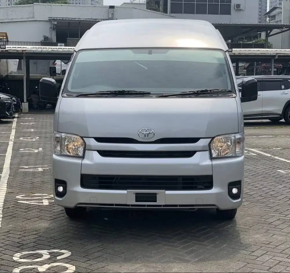 Hiace Commuter Promo Terbaik