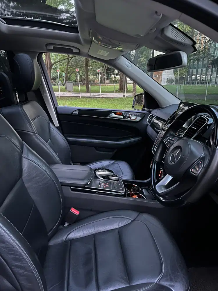 Mercedes-Benz GLS400 2017 Bensin