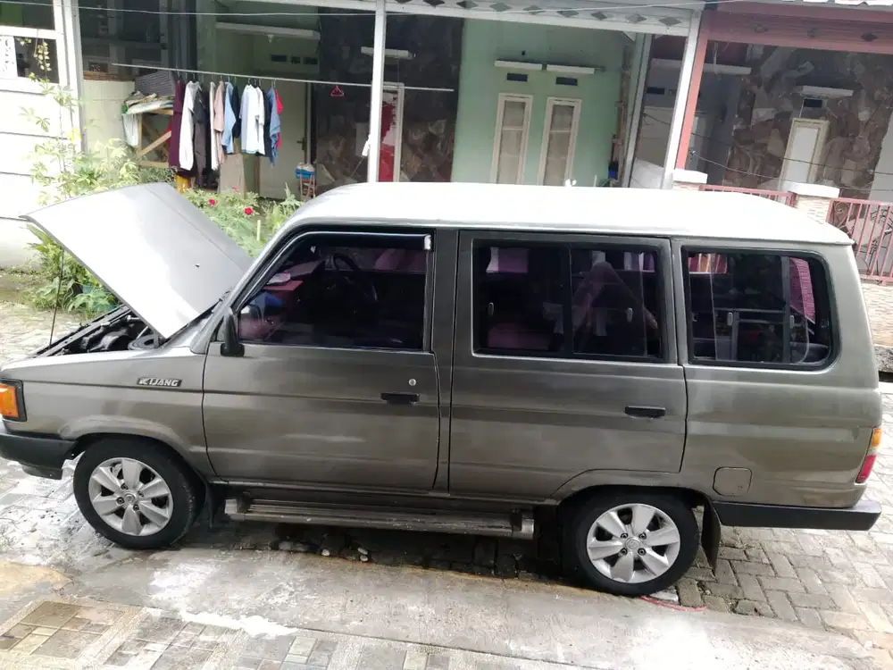 Toyota Kijang 1991 Bensin