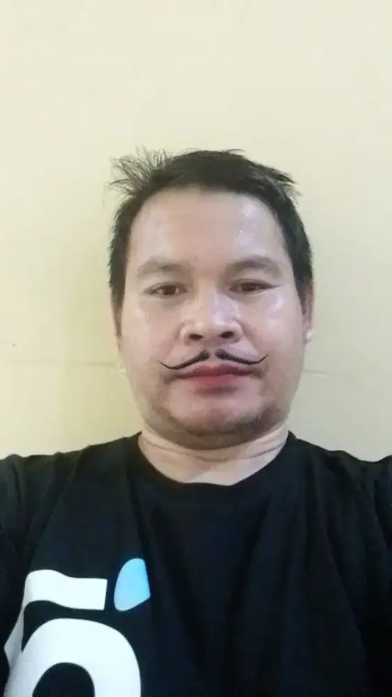 Sedang mencari pekerjaan sebagai driver
