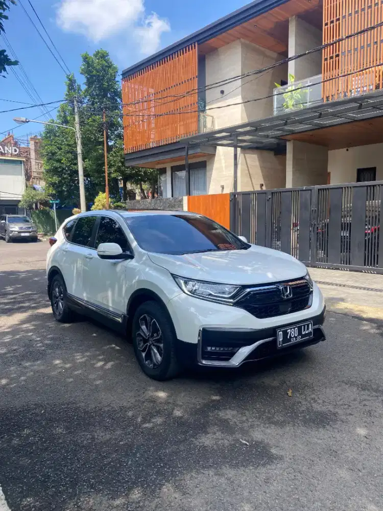 LOW KM HONDA CR-V 1.5 PRESTIGE