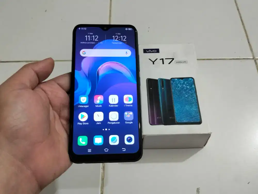 BUTUH UANG VIVO Y17 RAM 8GB / 256GB 4G LTE Duos 6.35in Finger 5000Mah