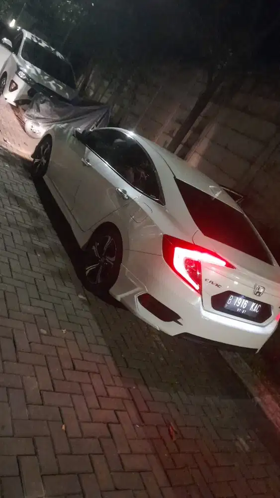 Honda Civic 2018 Bensin