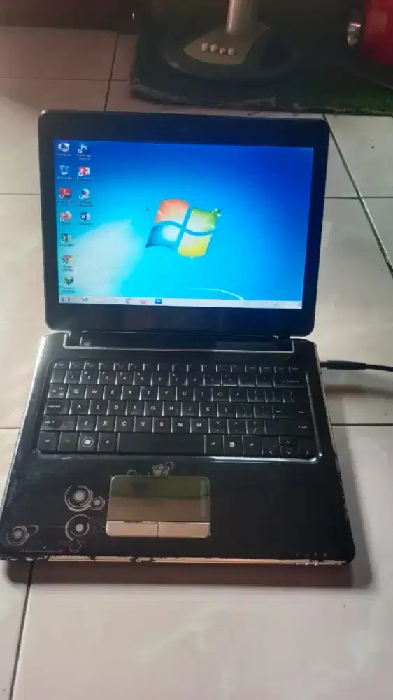 Laptop hp 12 in