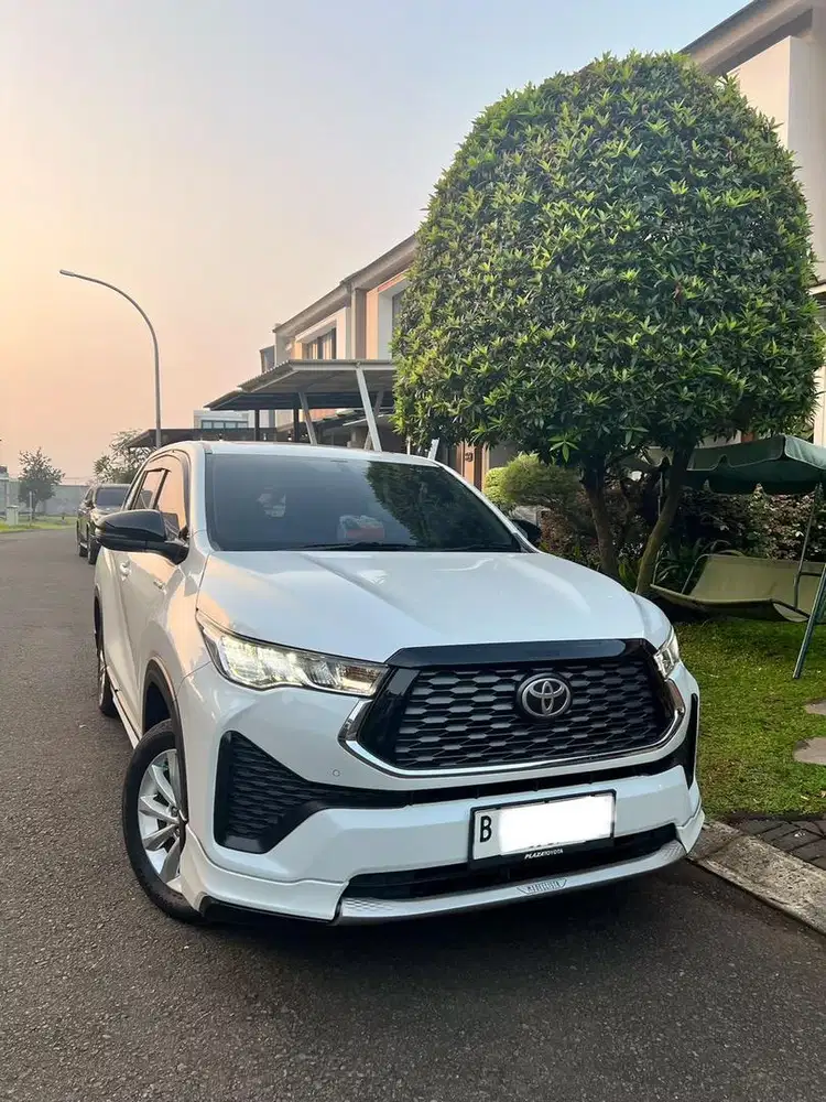 Innova Zenix V Hybrid Modeliata