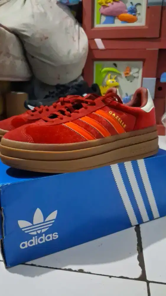 sepatu ori adidas gazzale bold red velvet, size 39 bisa cewe bisa cowo