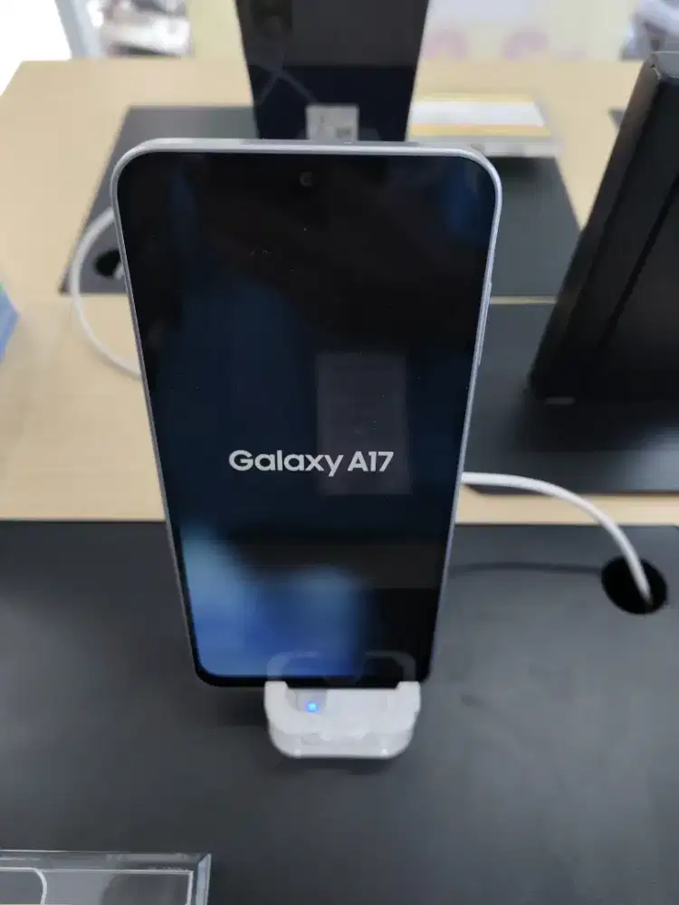 Samsung Galaxy A17 8/256GB Cicilan 0% menggynakan Kredivo
