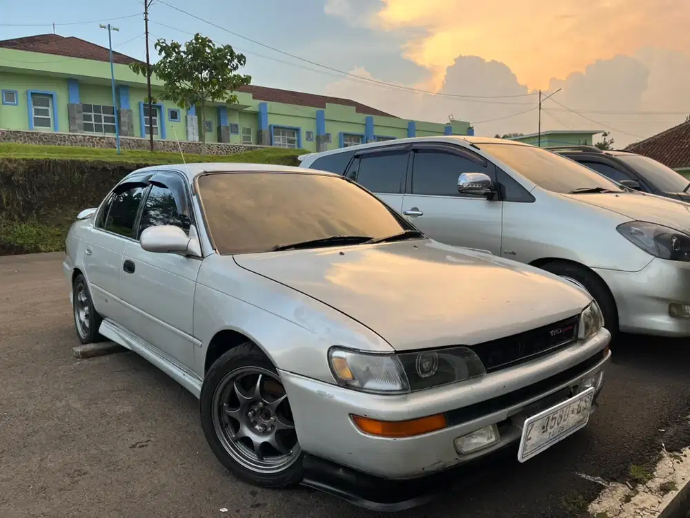 Toyota Corolla 1993 Bensin