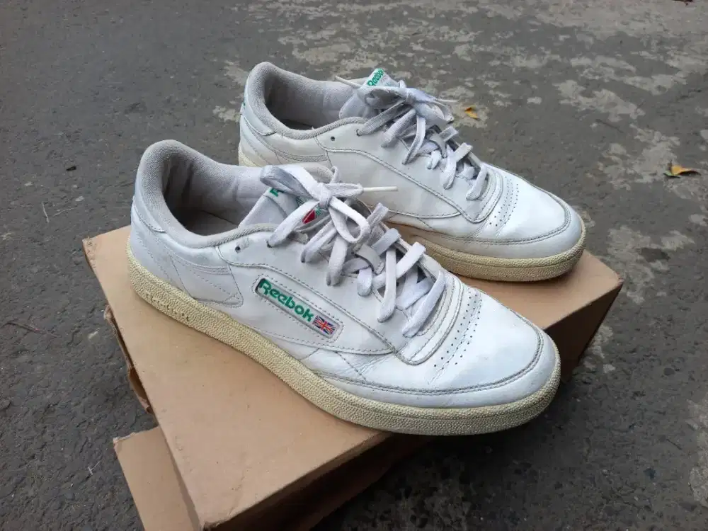 Sepatu reebok c85 leather ori size 44