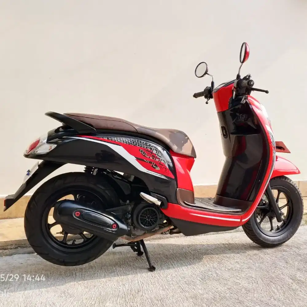 HONDA SCOOPY SPORTY TAHUN 2020 CASH / KREDIT MURAH DP MULAI 500 RB