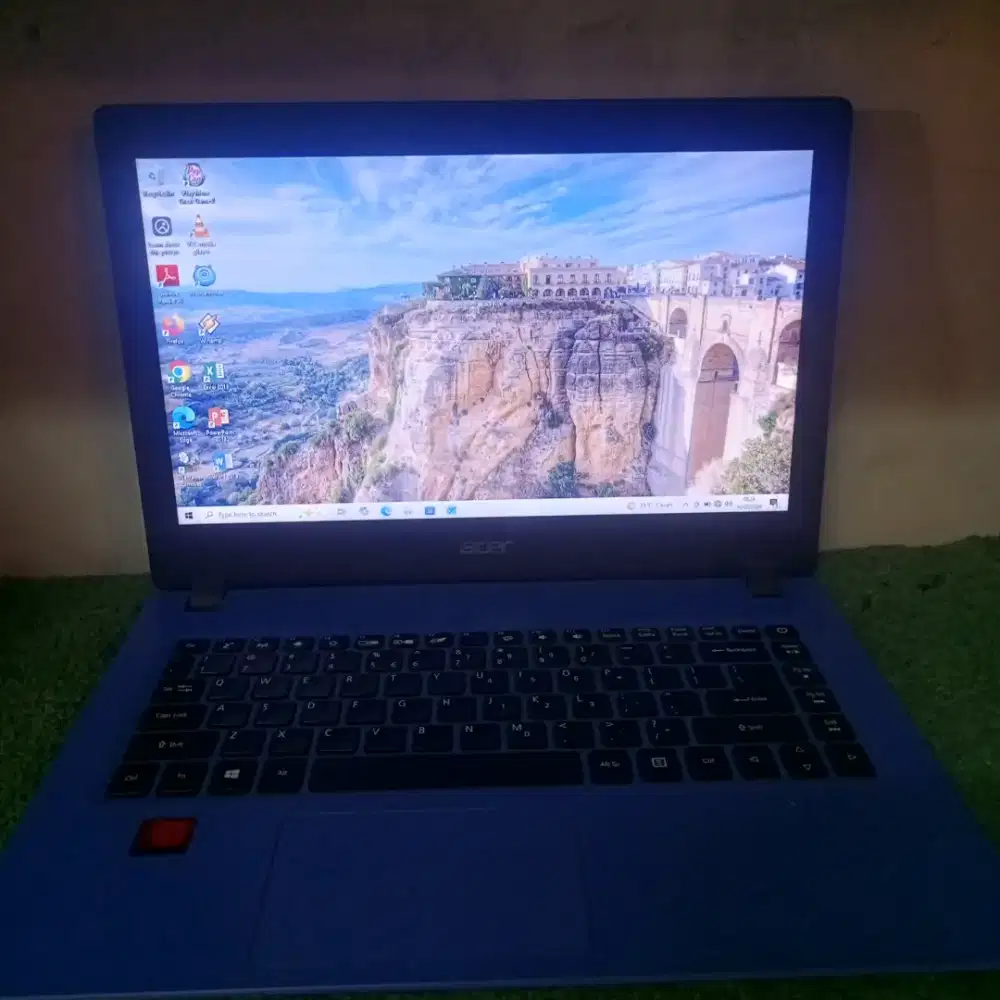 Bu jual laptop Acer