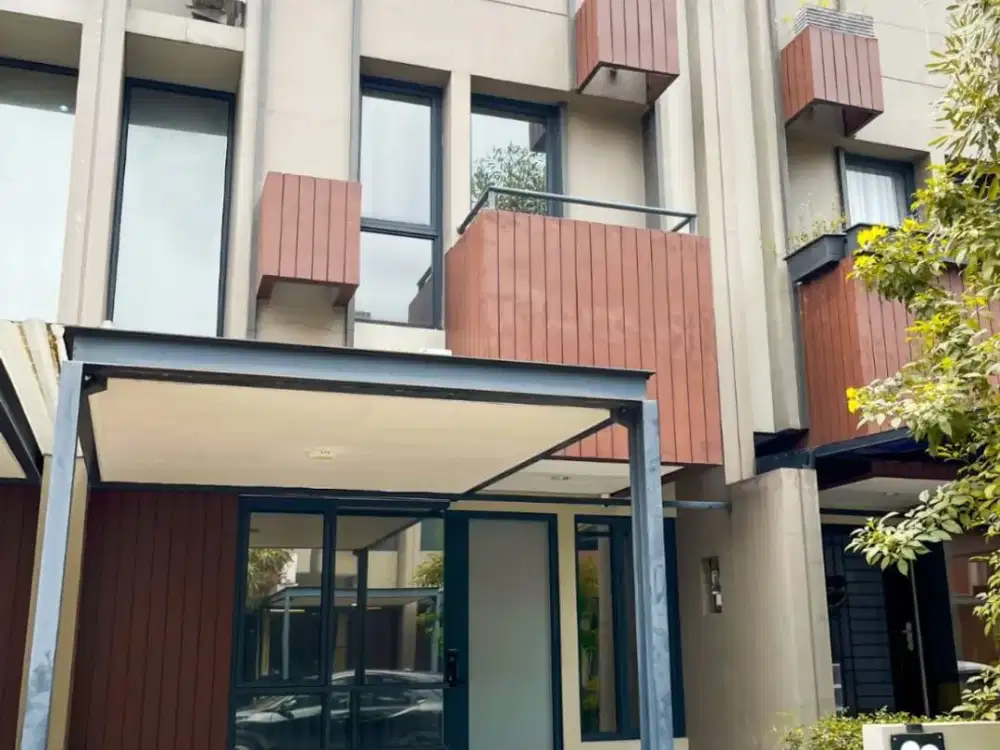 Dijual Rumah Bagus 2 Lantai Posisi Dekat Club House Tabebuya Invensihaus R