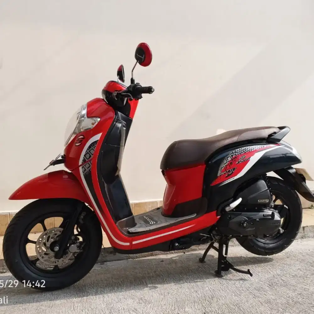 HONDA SCOOPY SPORTY TAHUN 2020 CASH / KREDIT MURAH DP MULAI 500 RB