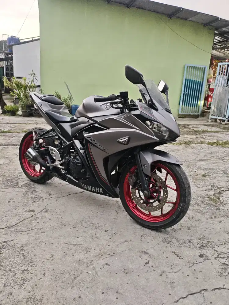 JUAL YAMAHA R25 2016