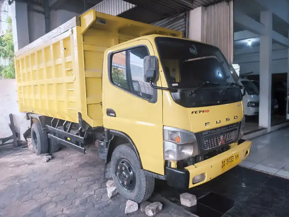 Mitsubishi Fueo Canter FE74HD Dump Jumbo tahun 2023 Euro 4