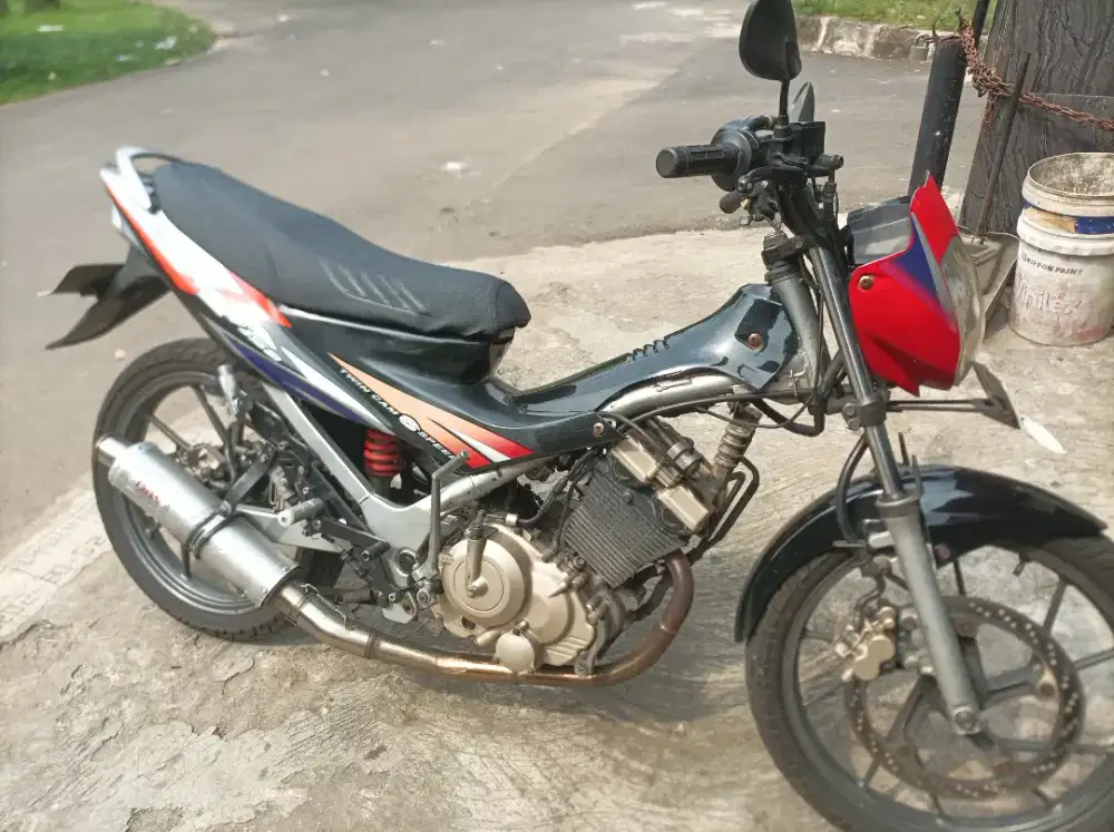 satria 2005 cbu